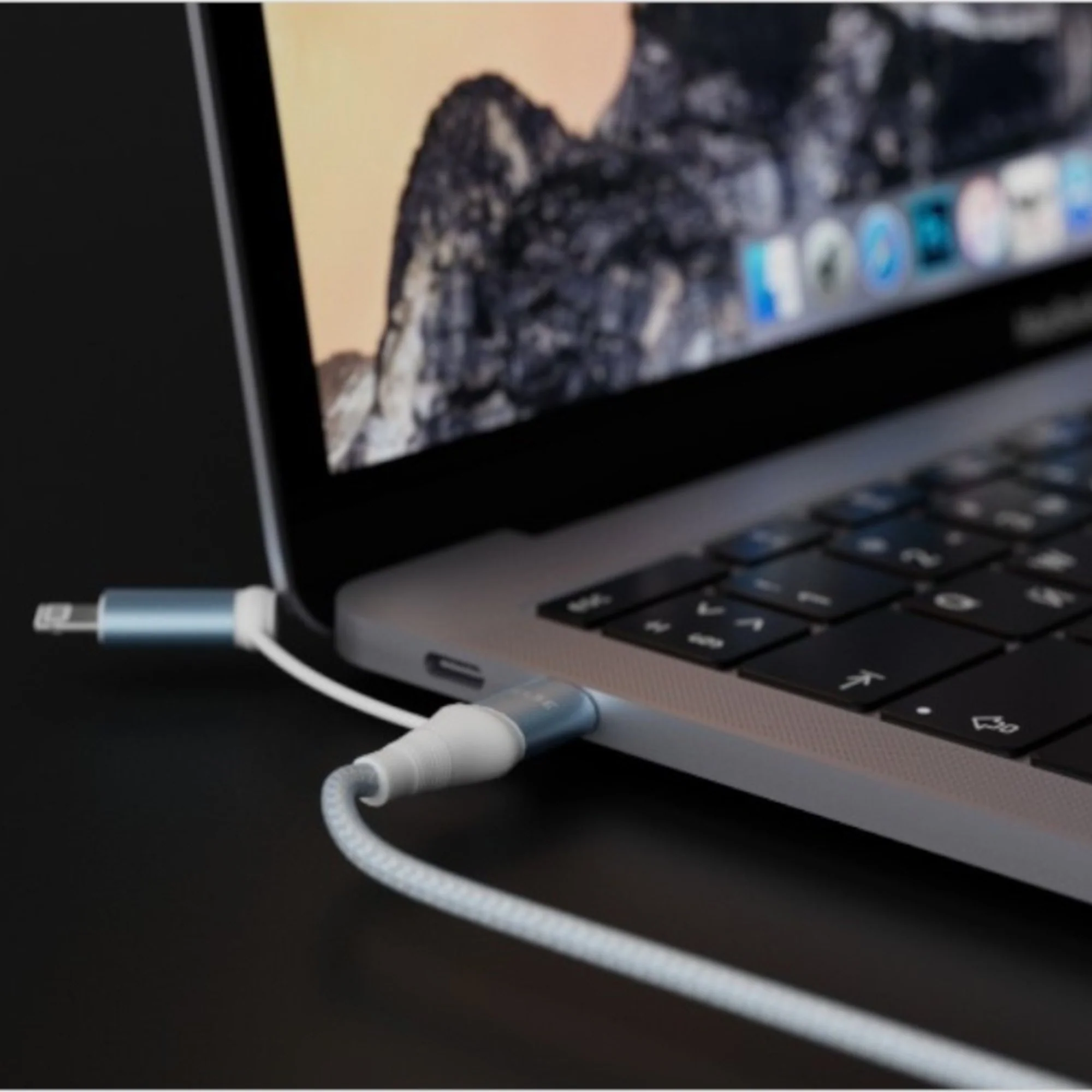4-in-1 Universal Fast Charging Cable - Image 33