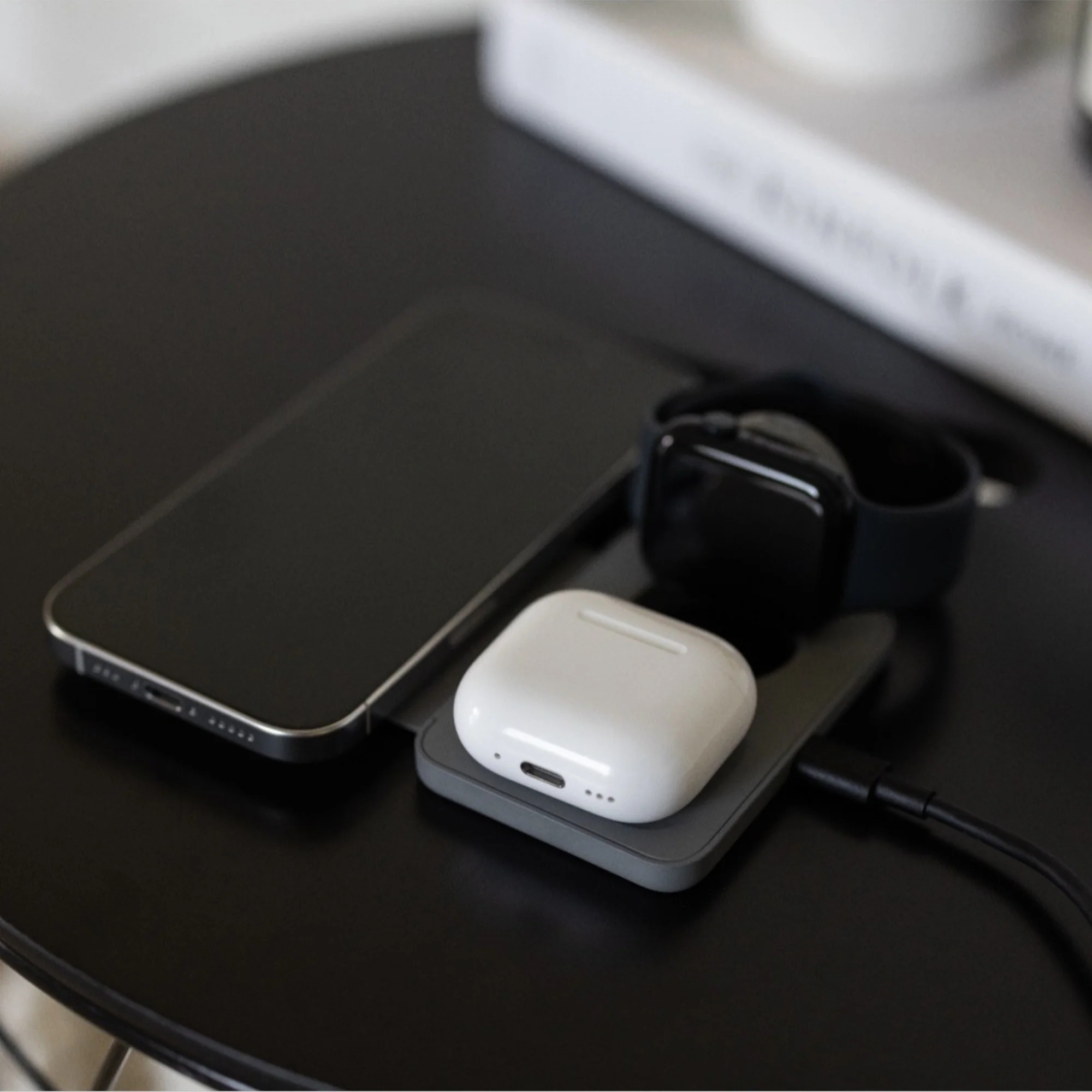 Apollo 3-in-1 Apple Charger - Image 62