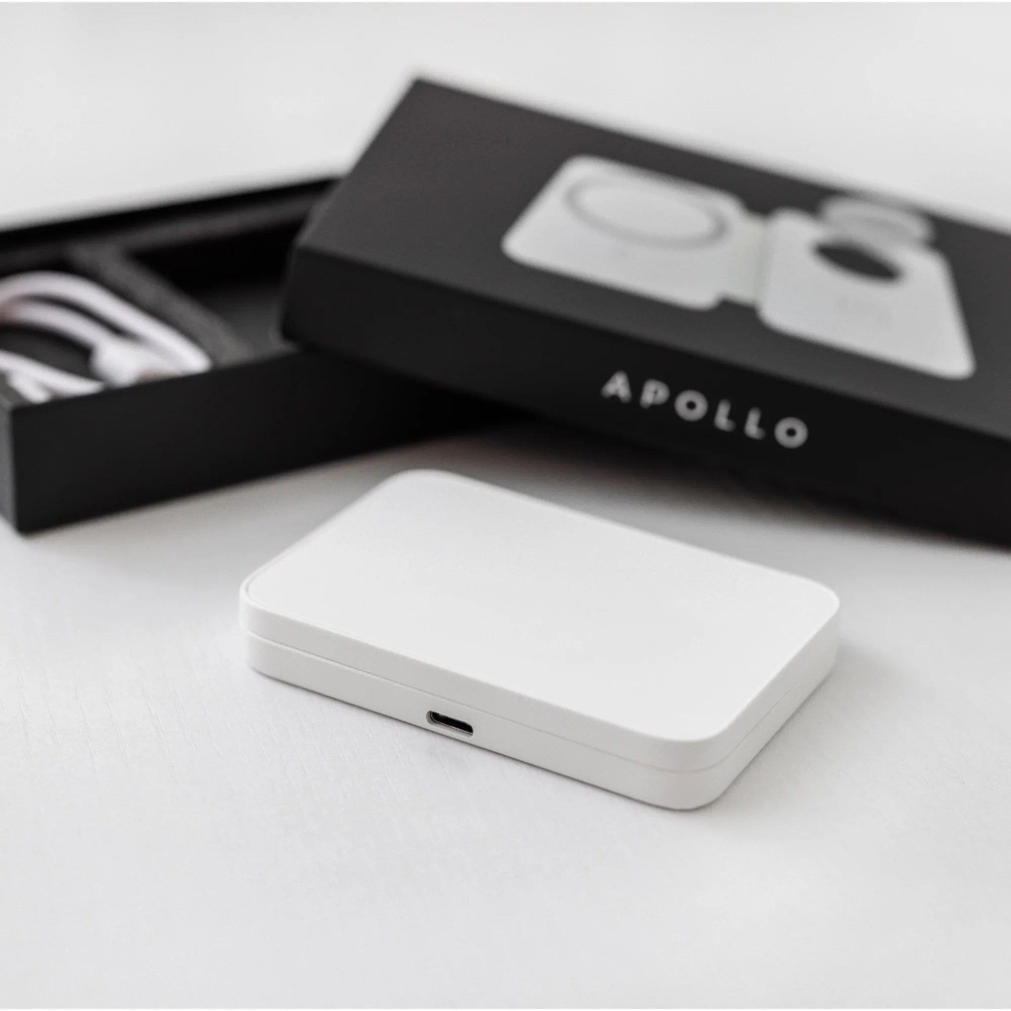 Apollo 3-in-1 Apple Charger - Image 8