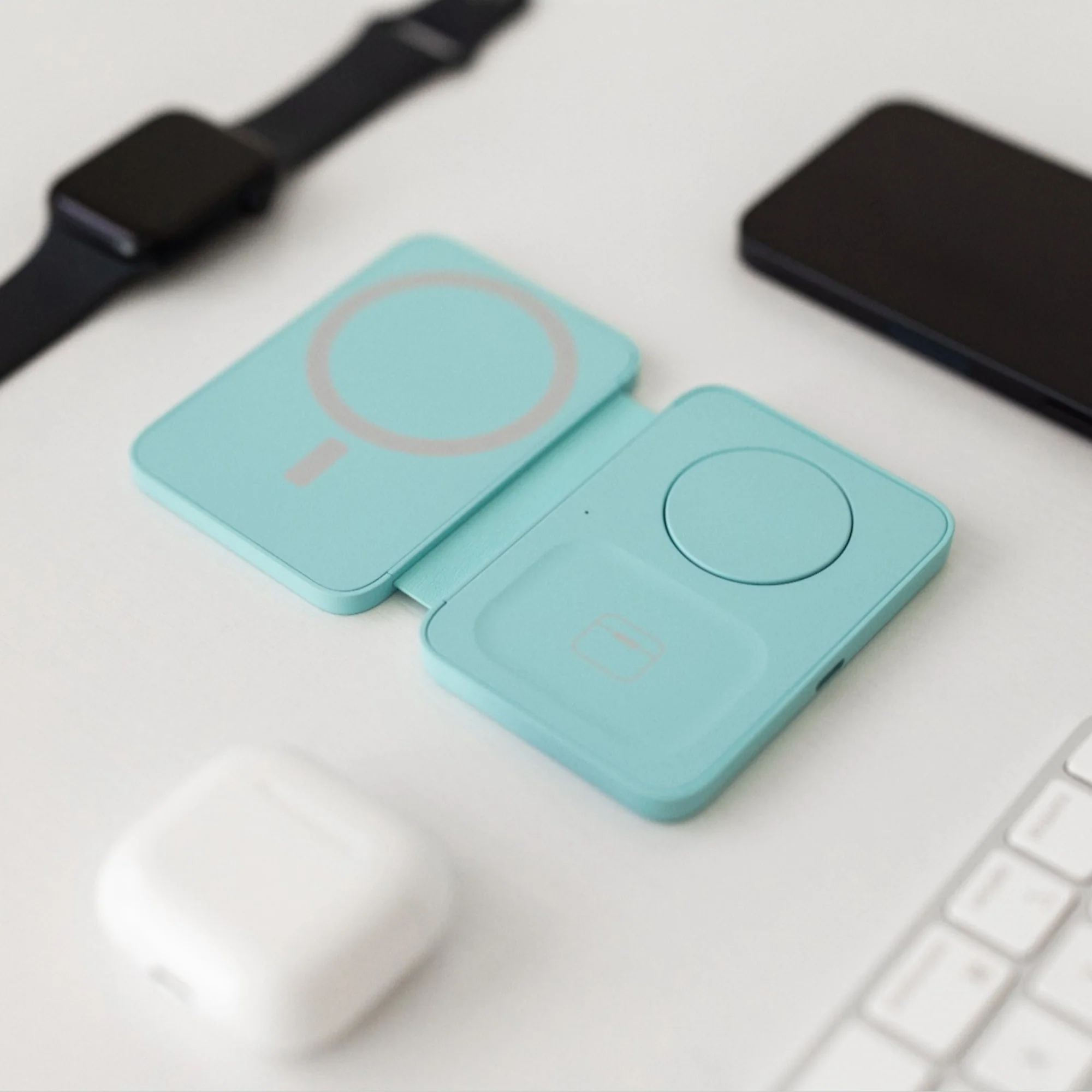 Duo Pack - Apollo 3-in-1 Apple Chargers - Image 114
