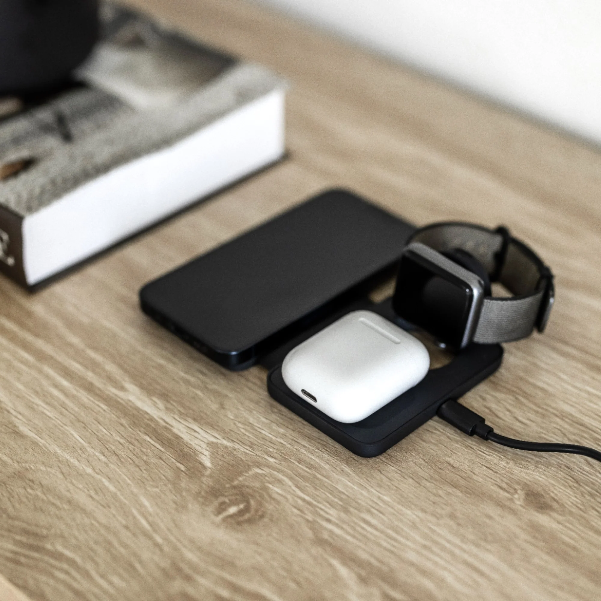 Duo Pack - Apollo 3-in-1 Apple Chargers - Image 34