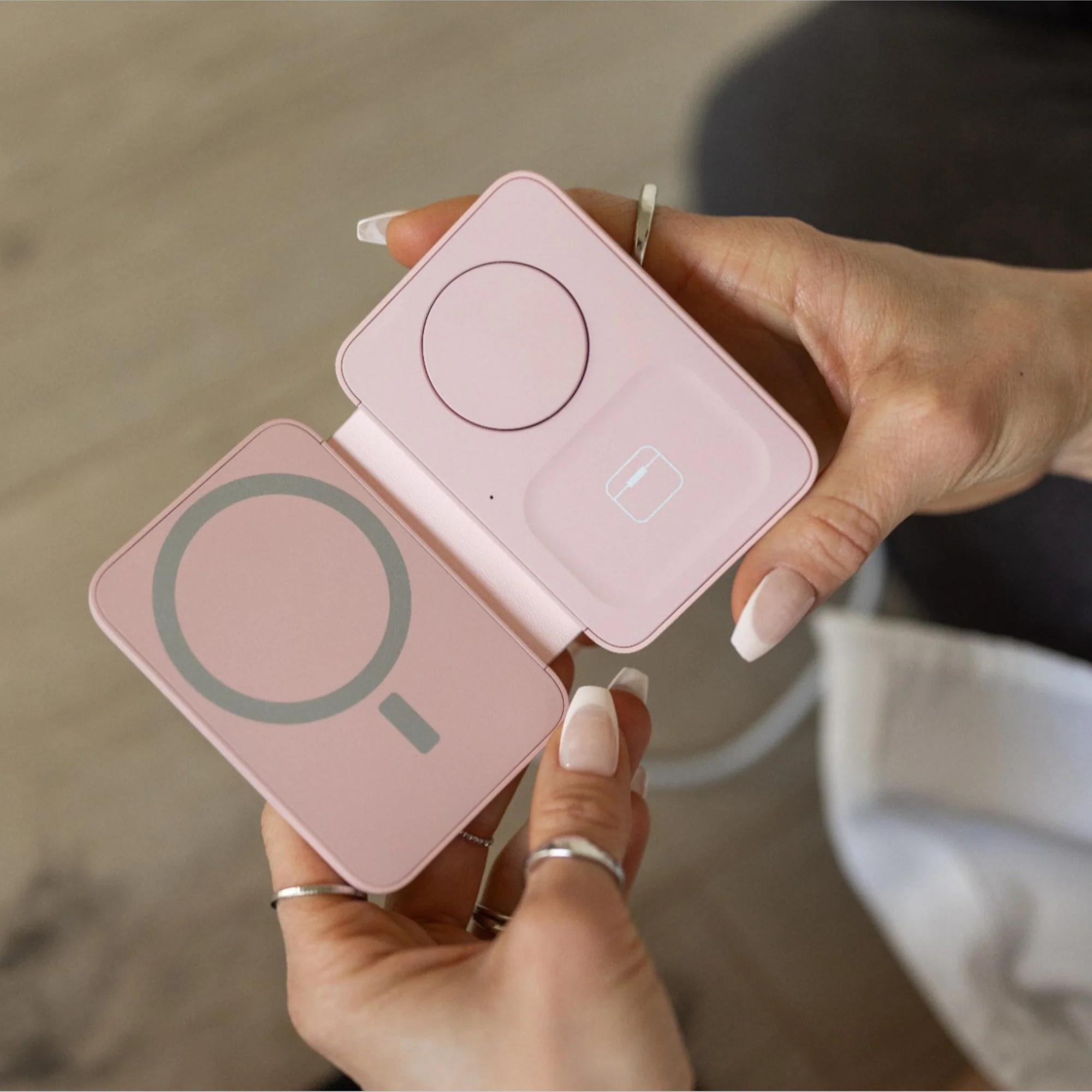 Duo Pack - Apollo 3-in-1 Apple Chargers - Image 64