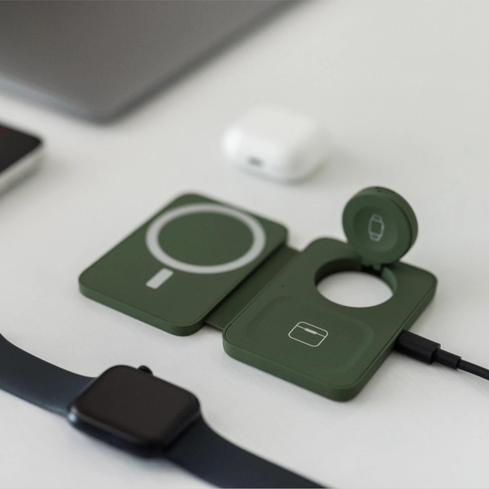 Duo Pack - Apollo 3-in-1 Apple Chargers - Image 91
