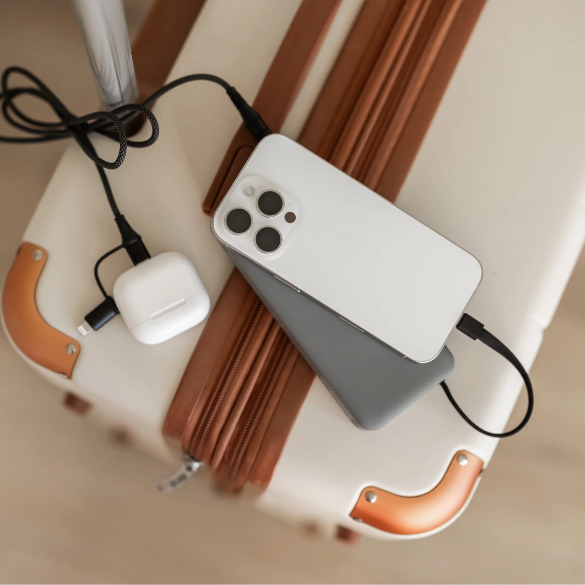 Duo Pack - Lightning 20,000mAh Power Bank - Image 19