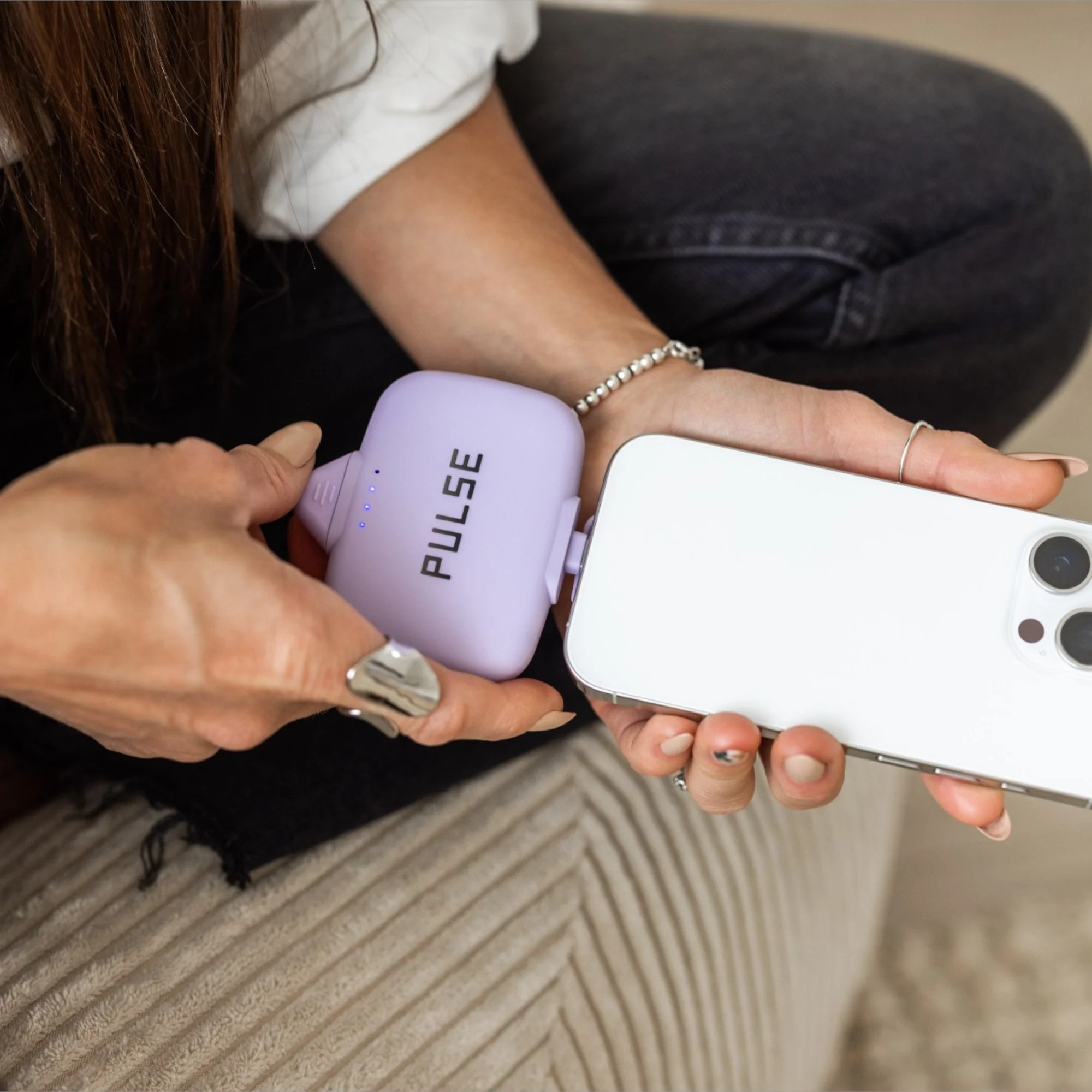 Duo Pack - Venus Portable Universal Chargers - Image 37