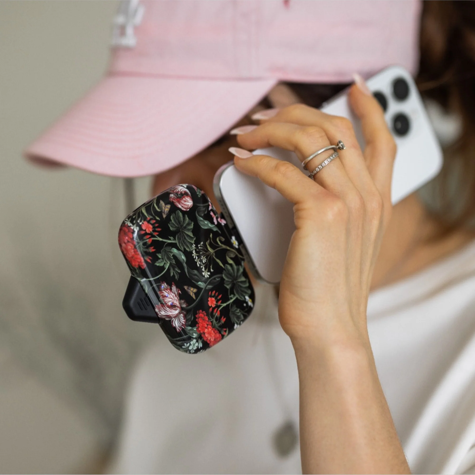 Duo Pack - Venus Portable Universal Chargers - Image 93