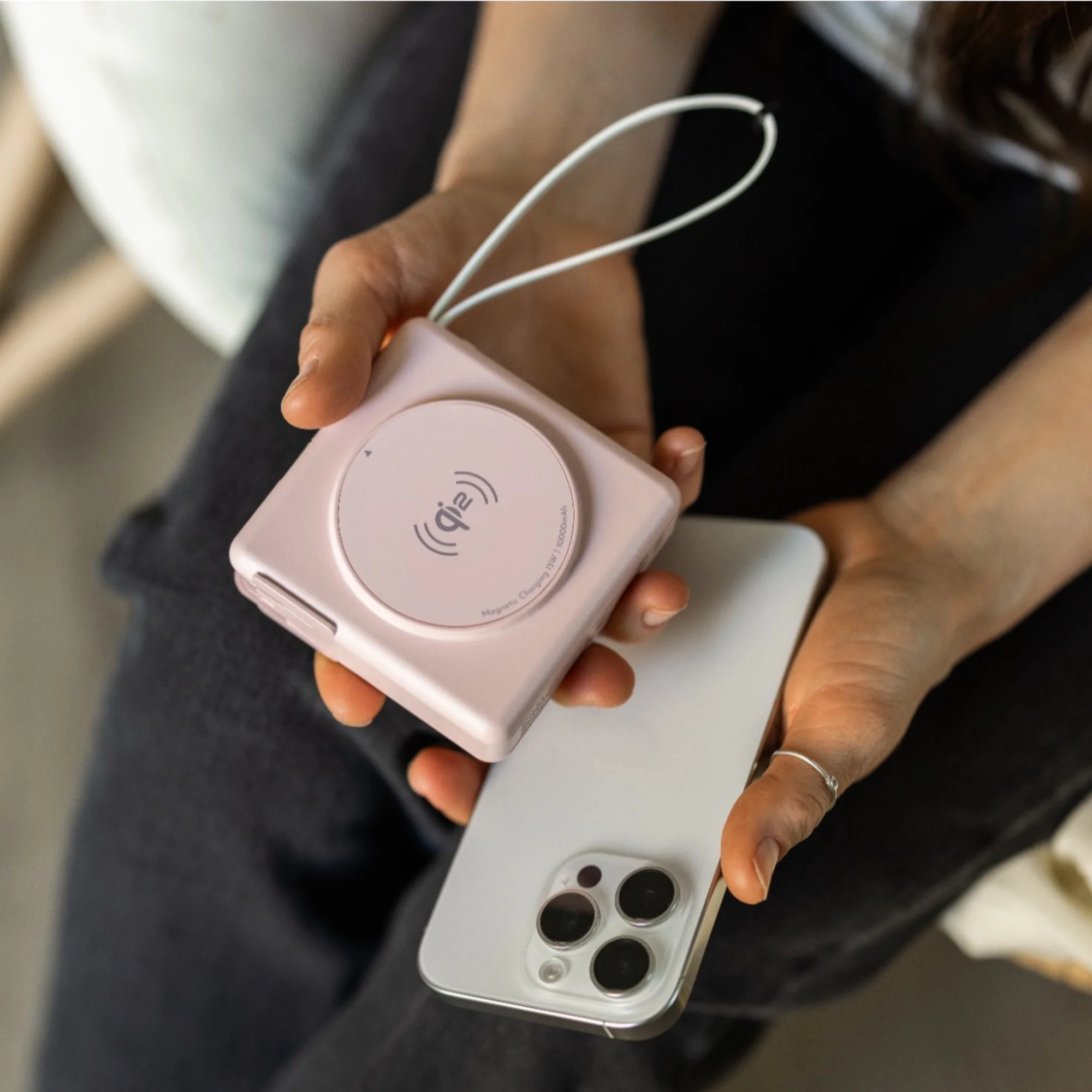 Family Pack - Universe 5-in-1 Power Bank & Charger - Image 9
