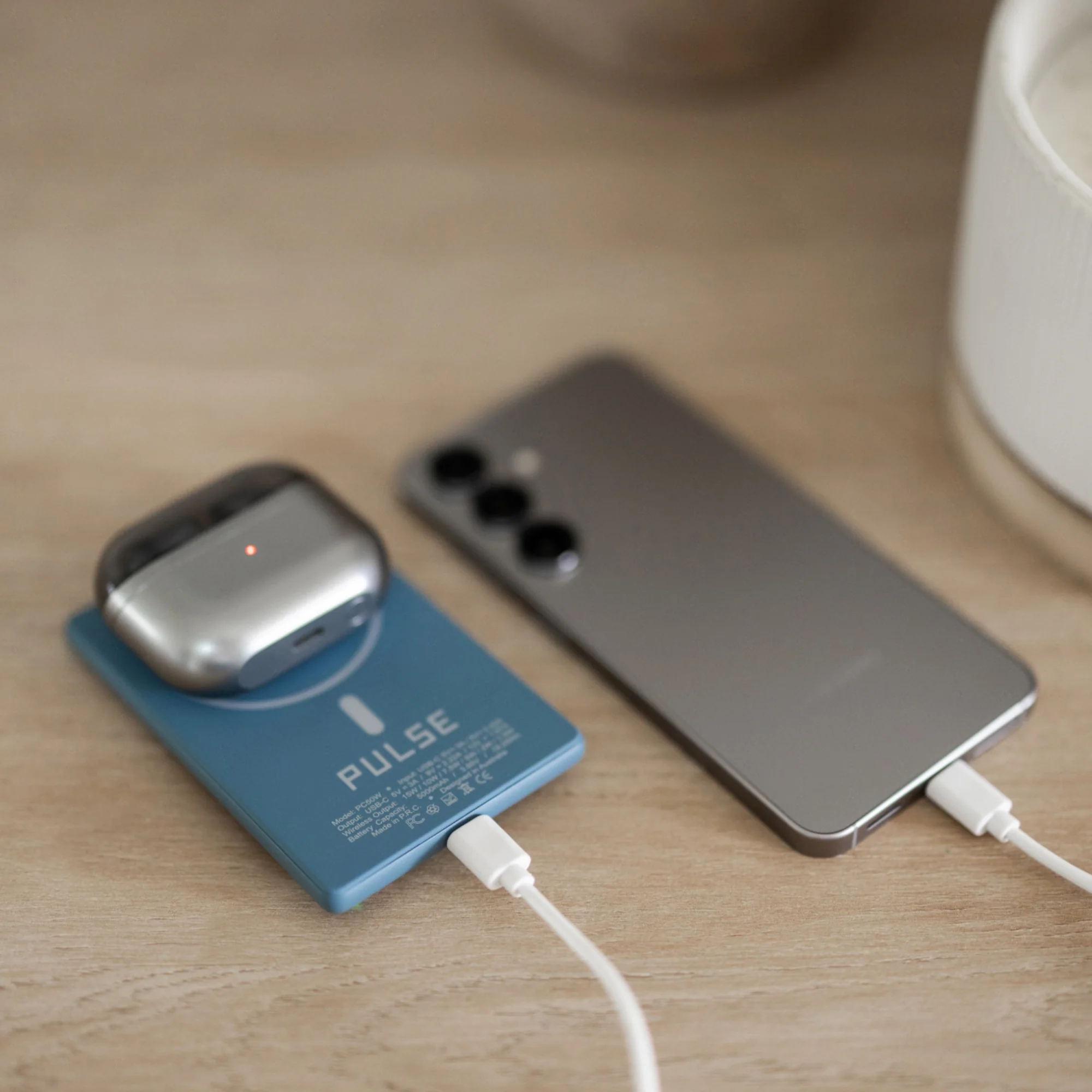 Infinity Magnetic Wireless Charger - Image 60