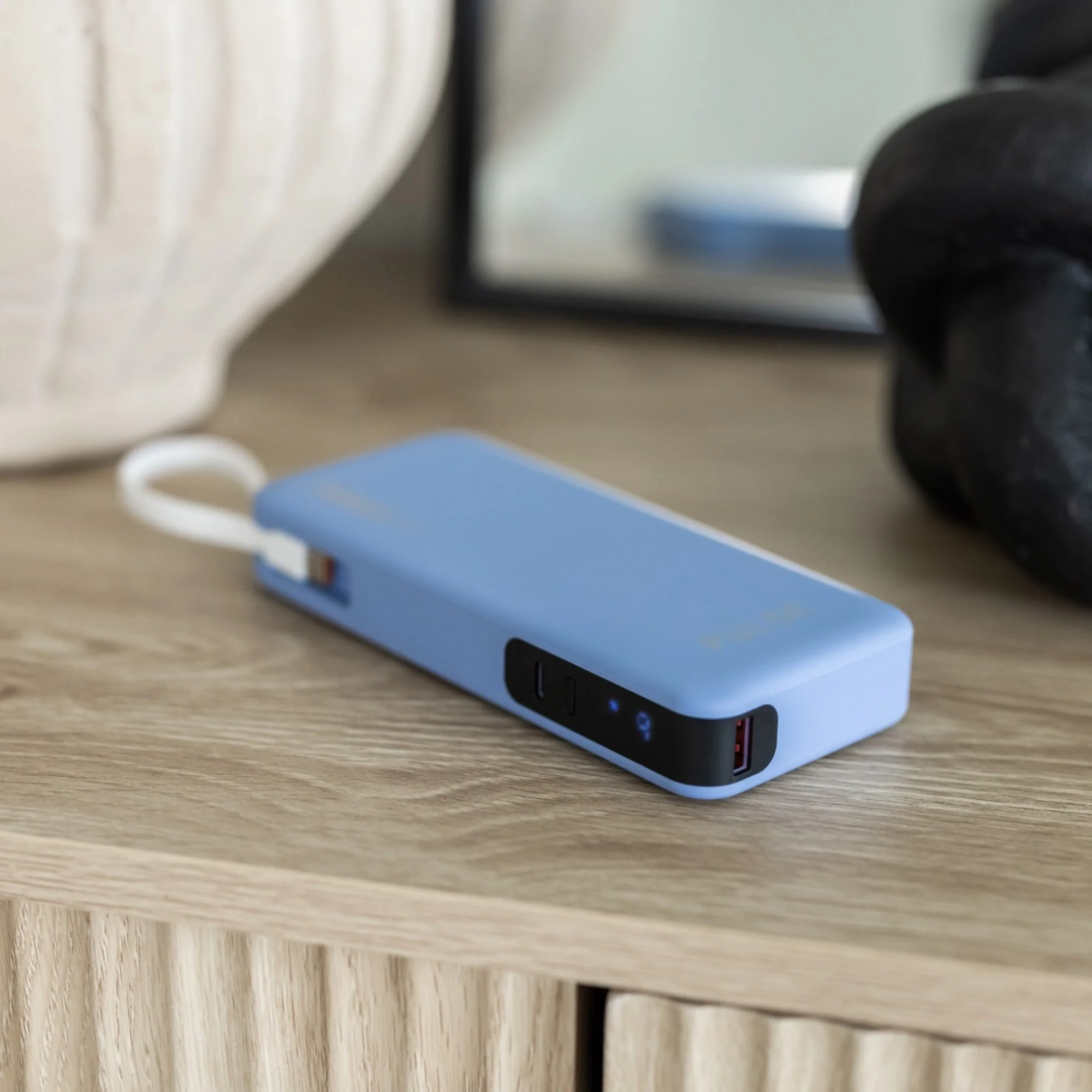 Lightning 20,000mAh Power Bank - Image 30