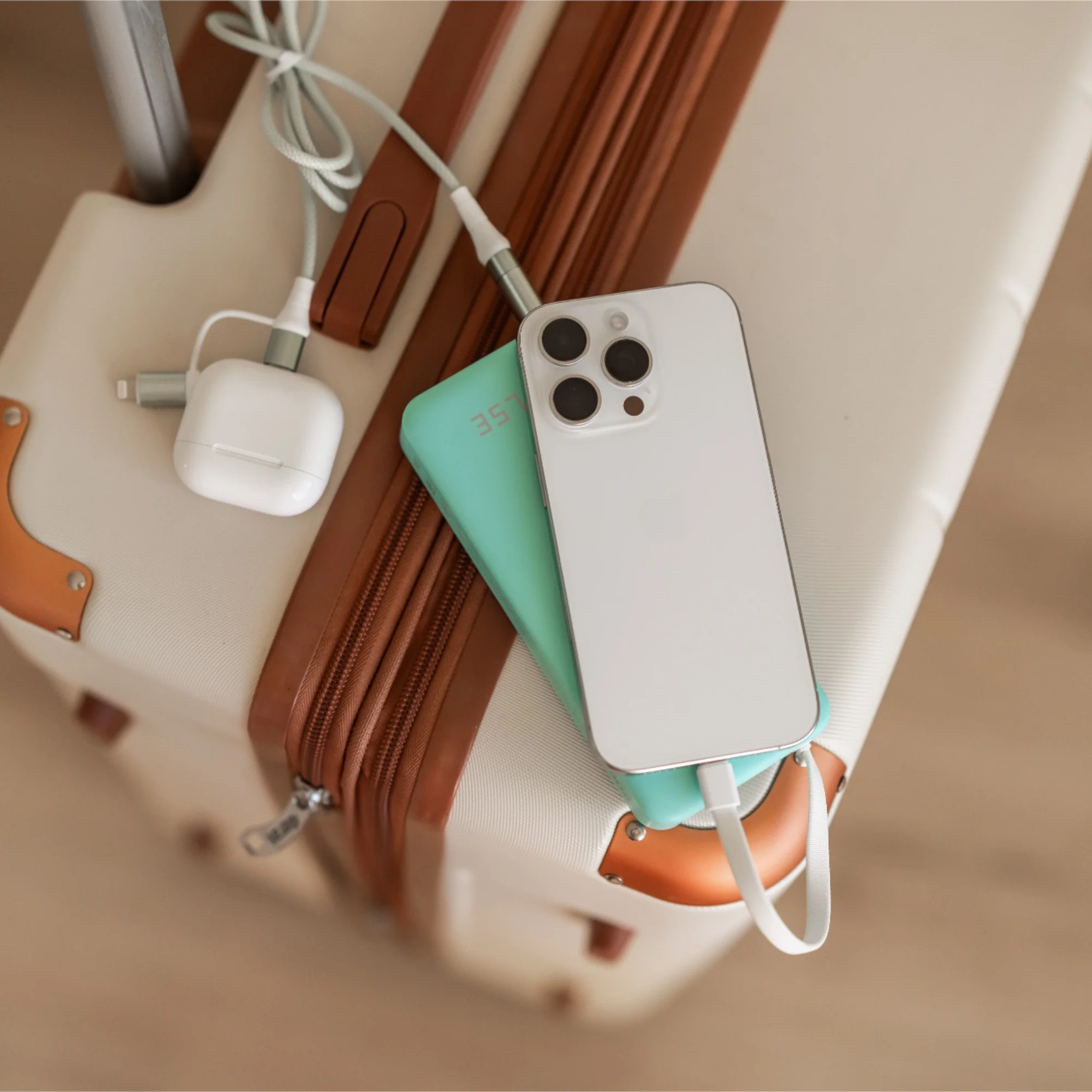 Lightning 20,000mAh Power Bank - Image 50